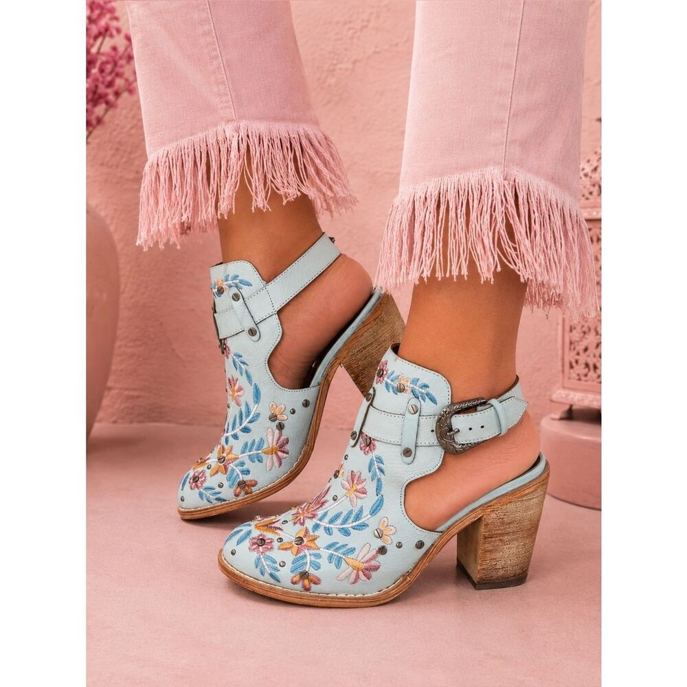 Vintage Western Floral Embroidery Wood Heeled Buckle Strap Ankle Booties SZ 8
